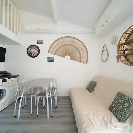 Mazet De Soleil - Maisonnette Climatisee Pour 4 *